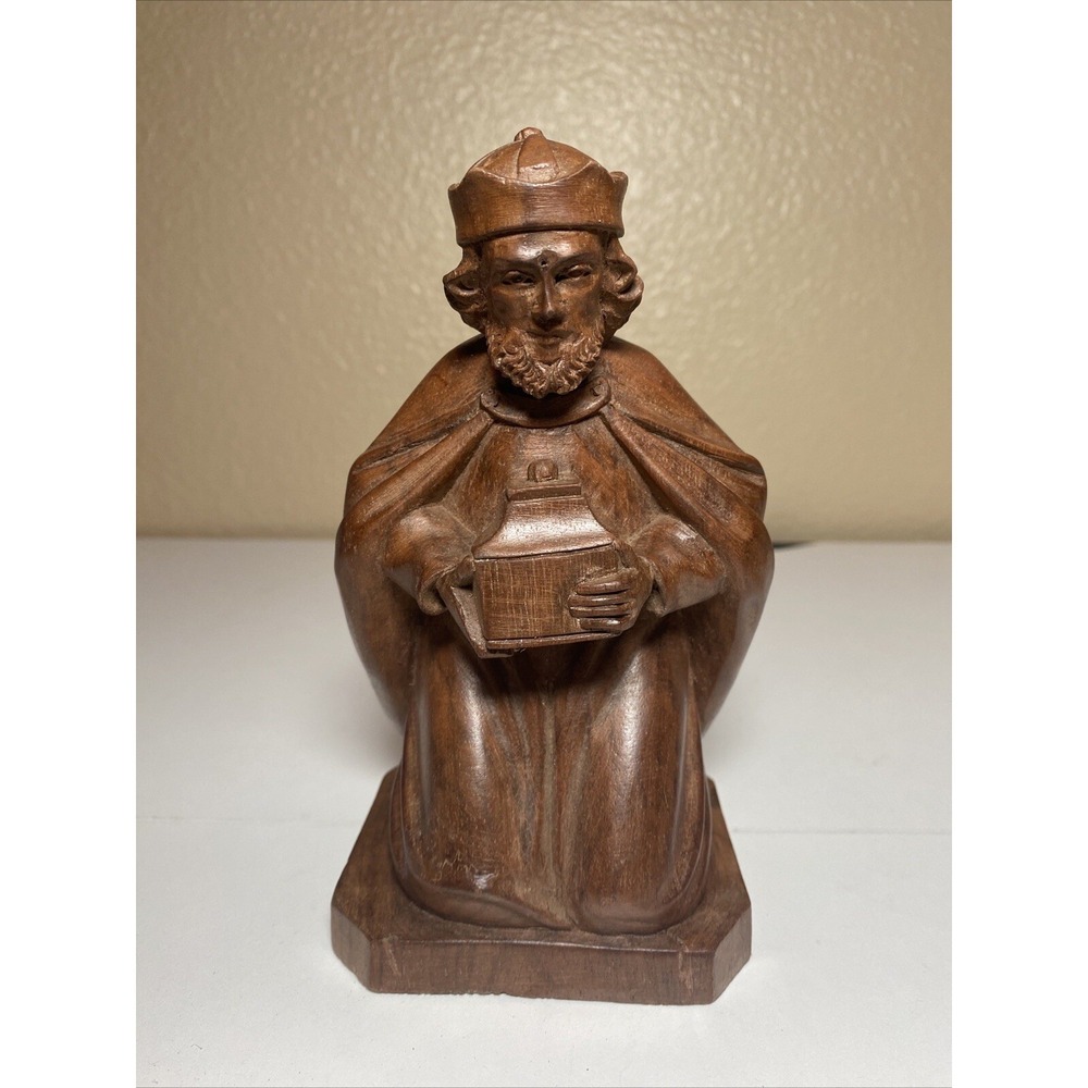 Vintage hand carved Wood One Of The 3 Wise Men Circa 1950's 6.75 Inches Tall